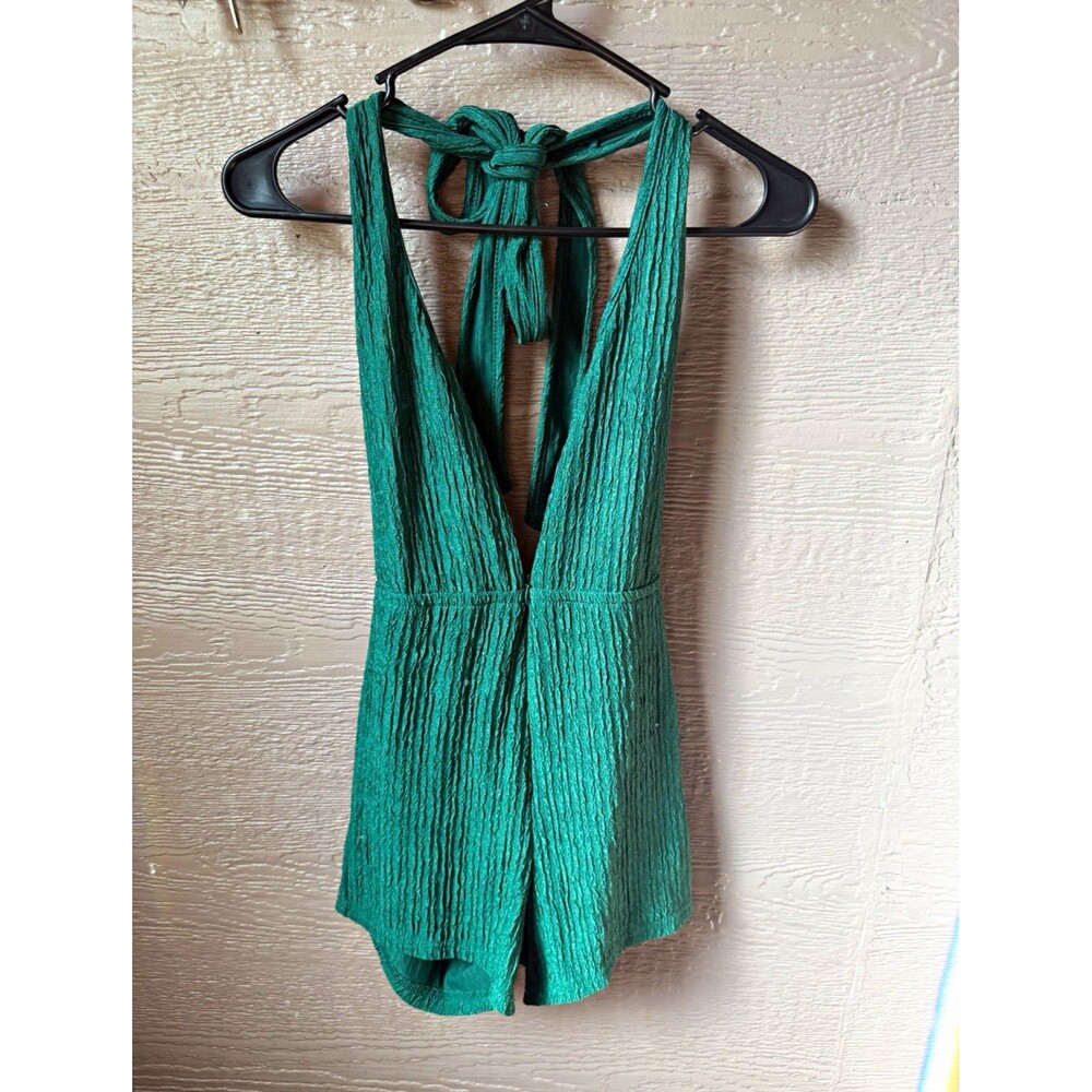 SHEIN Green Textured V-Neck Tie-Back Sleeveless Romper Shorts Size M